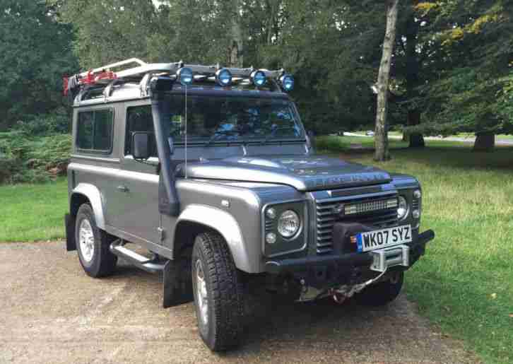 Land Rover Defender 90 2.4TDCi XS Scandinavia ready with Webasto Pre-heater