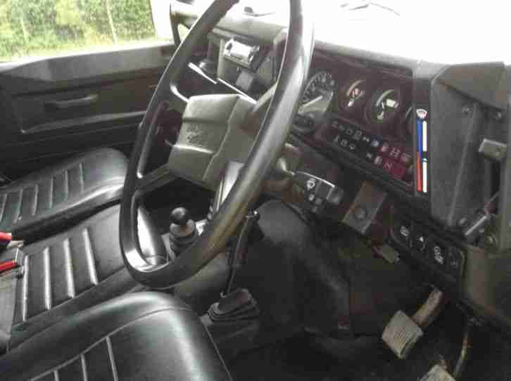 Land Rover Defender 90