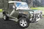 Land Rover Defender 90 300TDI Green White |