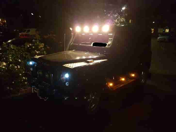 Land Rover Defender 90 County Station Wagon Td5