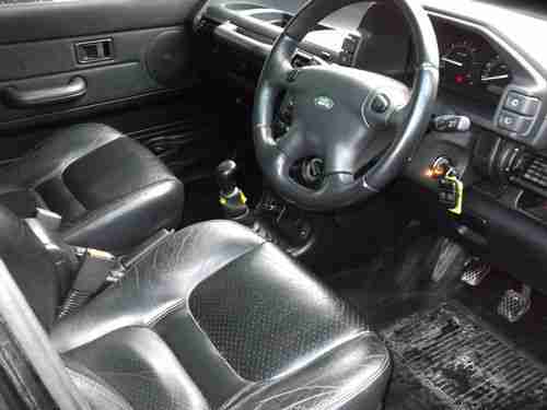 Land Rover Freelander 2.0 Td4 ES 5 Dr black