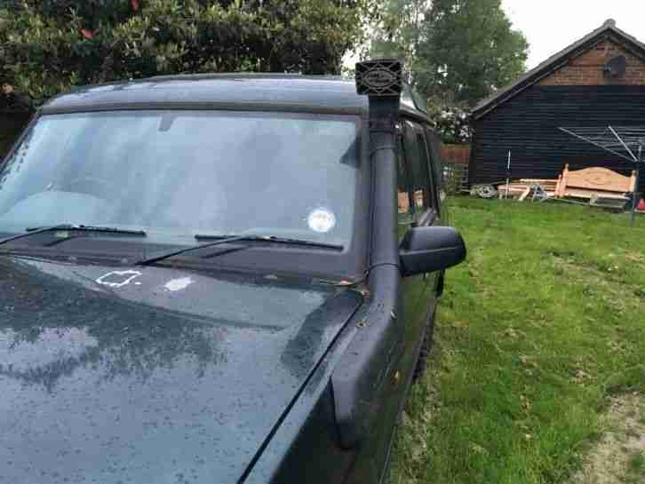 Landrovers discovery 300tdi off road equipped