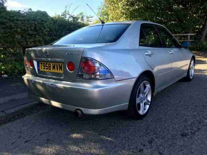 Lexus IS 200 2.0 Auto SE Low Miles Automatic