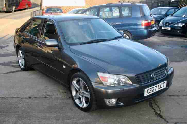 Lexus IS 200 2.0 SE HALF LEATHER INTERIOR // HEATED SEATS //