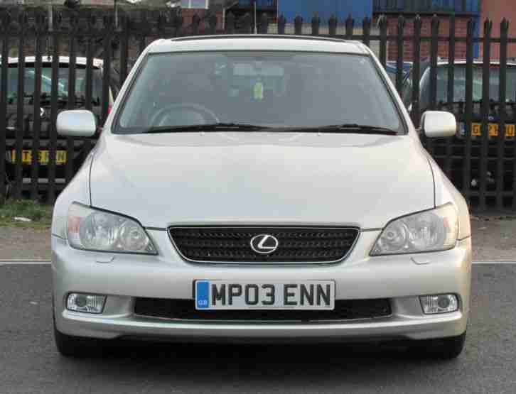 Lexus IS 200 2.0 SportCross