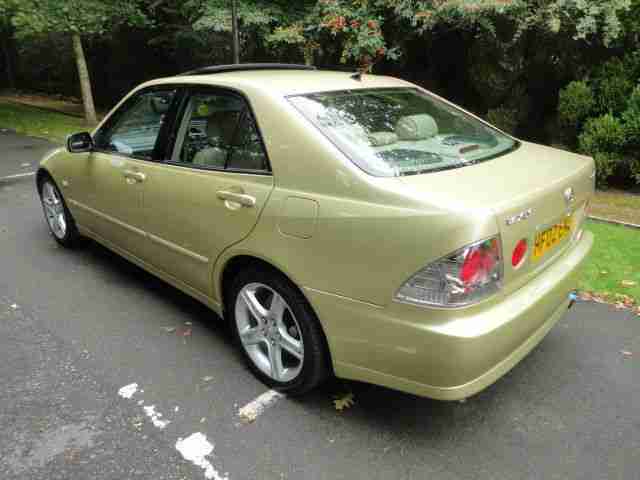 Lexus IS 200 2.0 auto SE - 2002/02 reg
