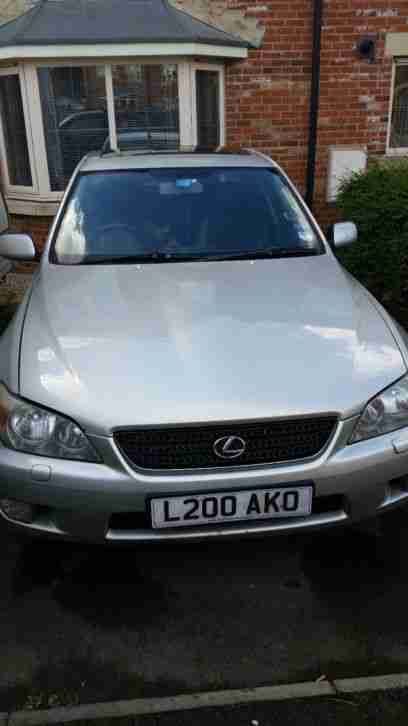 Lexus IS 200 ** Spares or Repairs ** Private Reg L200 AKO Lexus IS200