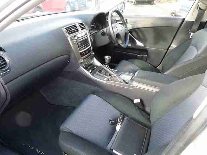 Lexus IS 220d 2.2 diesel 4dr Saloon - 2007 07 registered