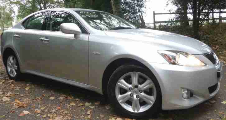 Lexus IS 220d 2.2TD ( Multimedia ) "Superb sought after top spec" Great price