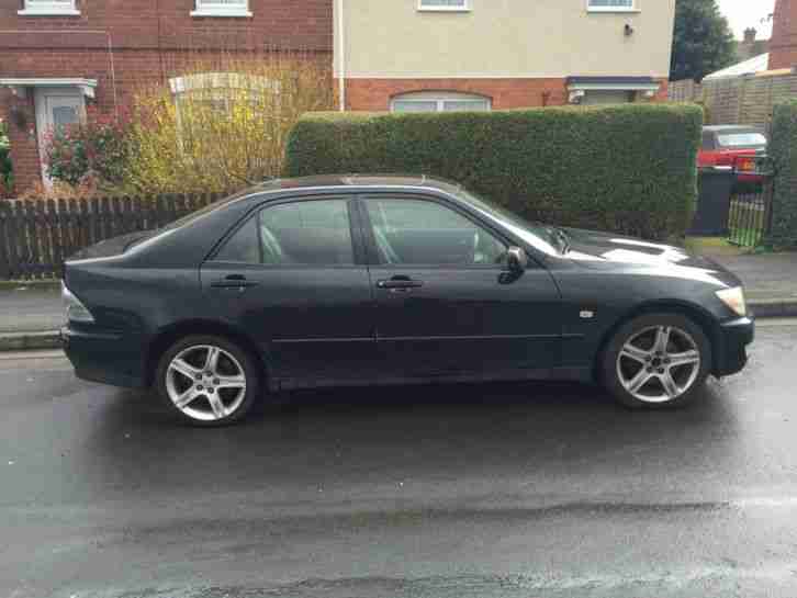 Lexus IS200 2001 Y reg Black