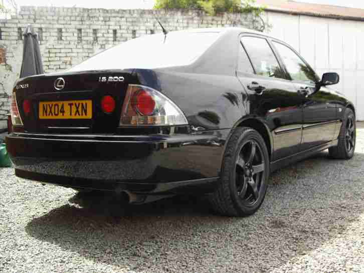 Lexus IS200 SE 4 door saloon 2.0ltr Petrol