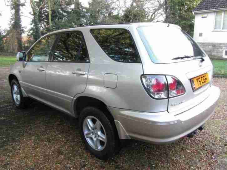 Lexus RX300 2002/3, 'SE' V6 3.0cc.Station Wagon, Automatic,Gen.85K miles.