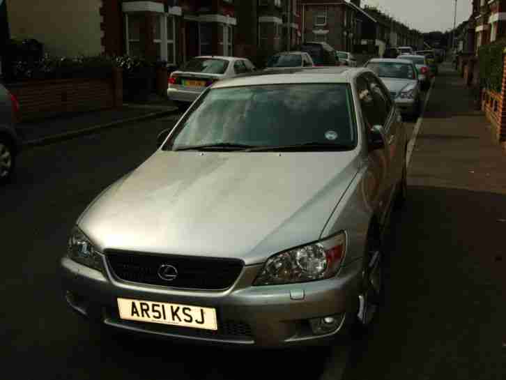 Lexus is200 SE 2002 silver auto only 62000 miles ! private plate (arsi kiss)