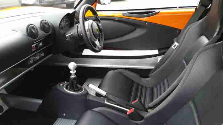 Lotus Elise 1.6 (NEW CAR)