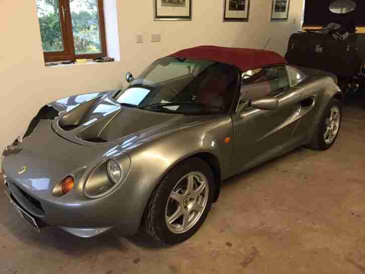 Lotus elise s1, only 19,000 mls from new, accident damage to the o/s front,cat D
