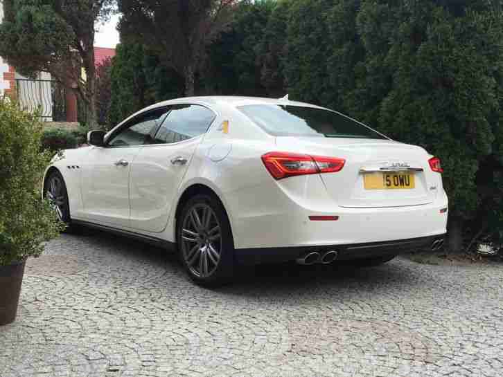 MASERATI GHIBLI WARRANTY 2015 FULLY OPTIONED LOW MILEAGE WHITE
