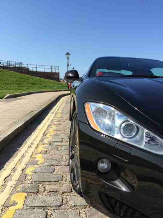 MASERATI GRAN TURISMO V8 AUTO BESPOKE BLACK/CHOCOLATE BROWN PAINT