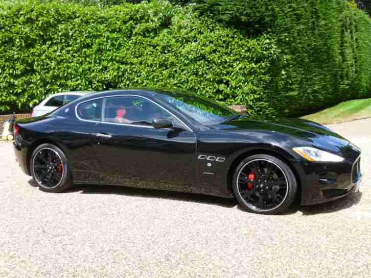 MASERATI GRANTURISMO 4.2 AUTO/PADDDLE SHIFT, BLACK MET, RED LEATHER