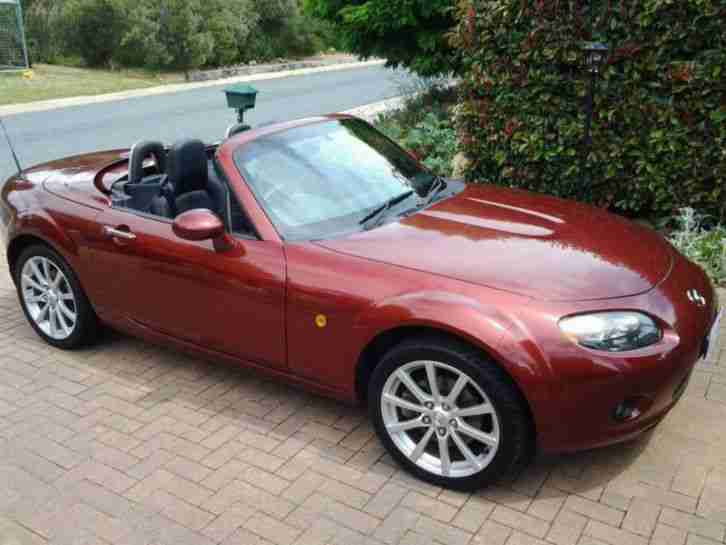 MAZDA MX5 2.0I SPORT ROADSTER / ELECTRIC HARDTOP/ ONLY 37K MILES