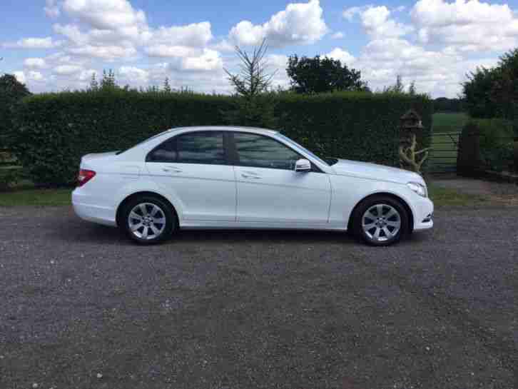 MERCEDES BENZ C220 EXECUTIVE SE BLUE MOTION