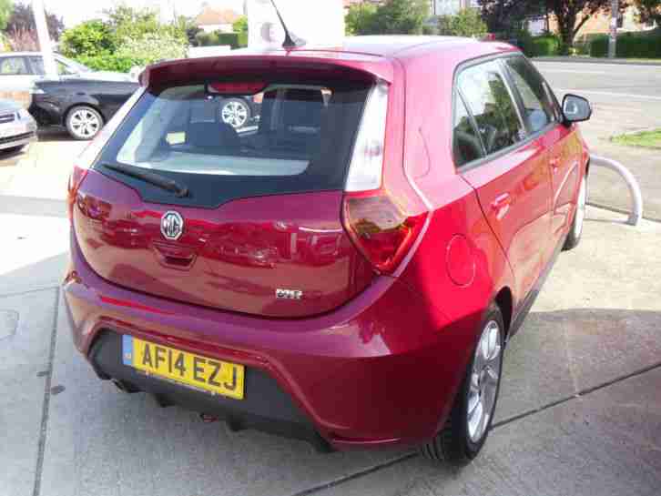 MG MG3 1.5VTi-Tech ( 105bhp ) 3Form Sport Cherry Bomb