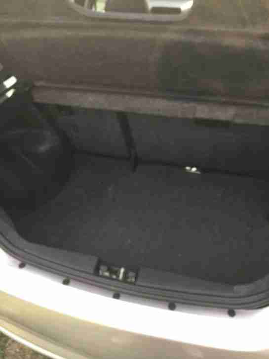 MG ZR NOT YOUR USUAL RUBBISH EXCELLENT CONDITION