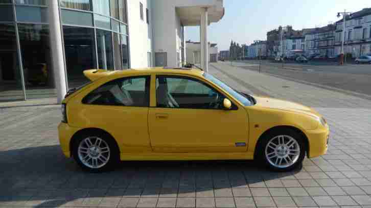 MG ZR on 05 plate - NEW SHAPE 1.4 with 12 MONTHS MOT & LOW MILLAGE !!!
