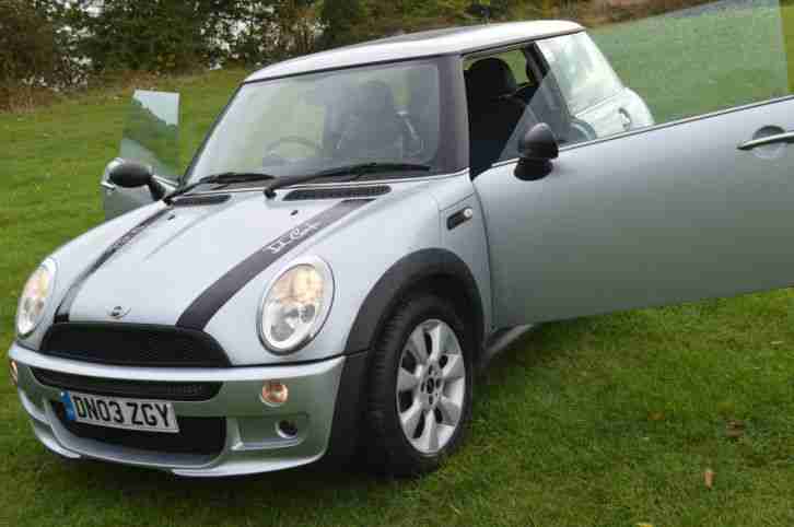 MINI COOPER S JOHN COOPER WORKS