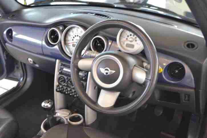 MINI Convertible COOPER WITH JUST ONE OWNER FROM NEW