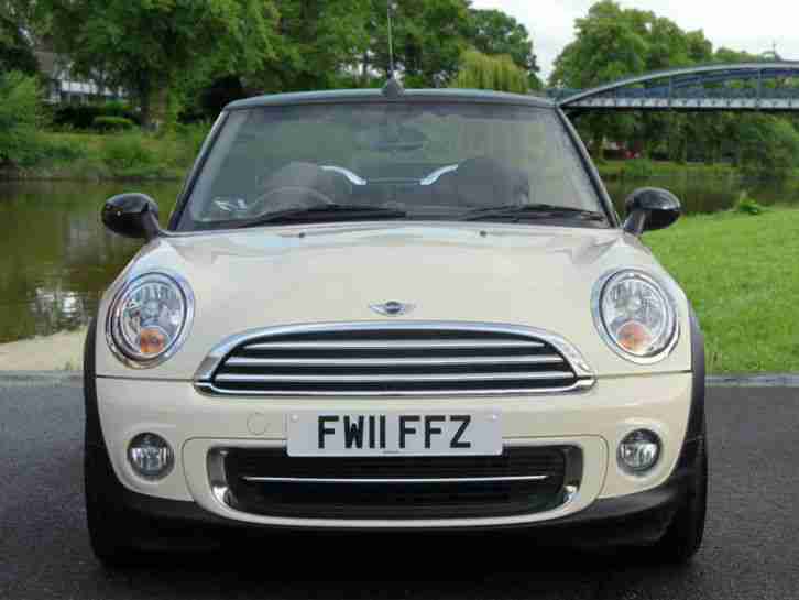 MINI Cooper Convertible