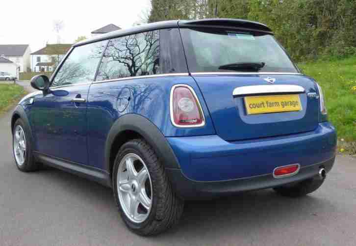 MINI Cooper D 1.6 D COOPER