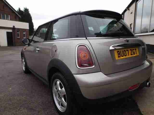 MINI HATCHBACK 1.6 Cooper