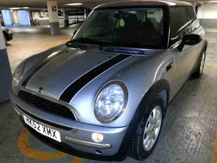 MINI ONE 1.6 With Air Con and Alloy Wheels. Low insurance