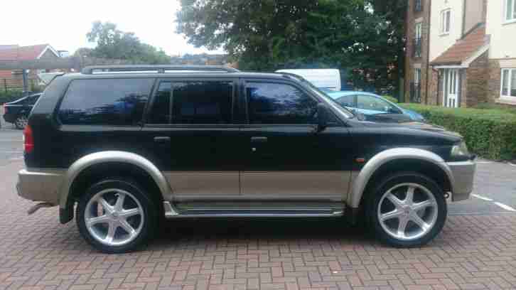 MITSUBISHI CHALLENGER PAJERO/SHOGUN SPORT GLS TD BLACK/BEIGE DIESEL