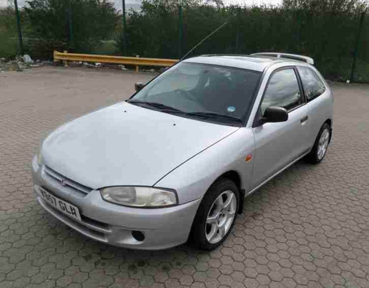 MITSUBISHI COLT 1.6 GLX Auto, 3 Dr , 2000 V Reg, alloys, silver