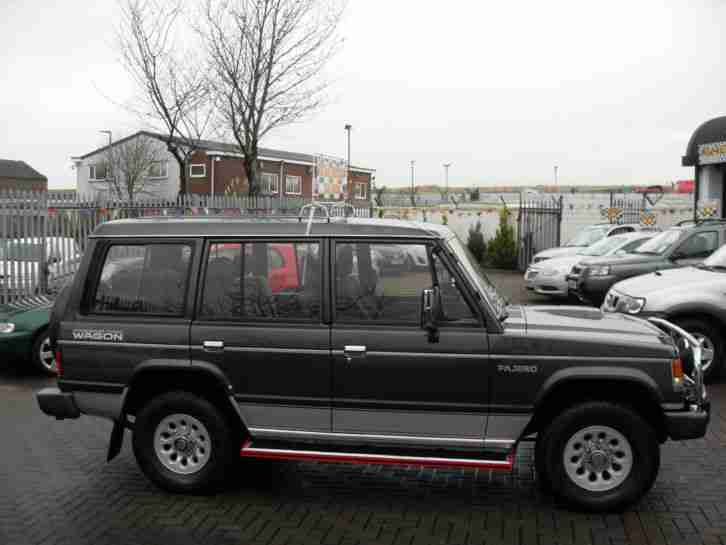 MITSUBISHI PAJERO 2.5 AUTOMATIC 1990, 7 SEATER
