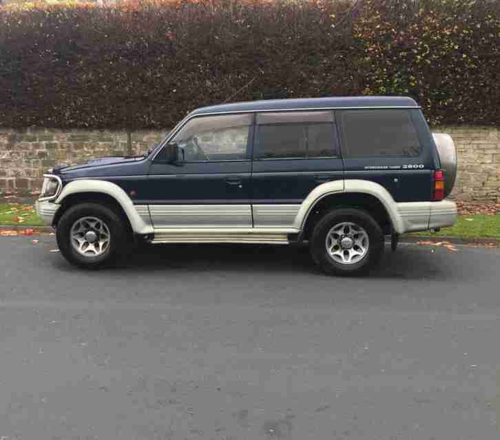 MITSUBISHI PAJERO 2.8TD LONG WHEEL BASE DIESEL AUTOMATIC 4X4 BLUE