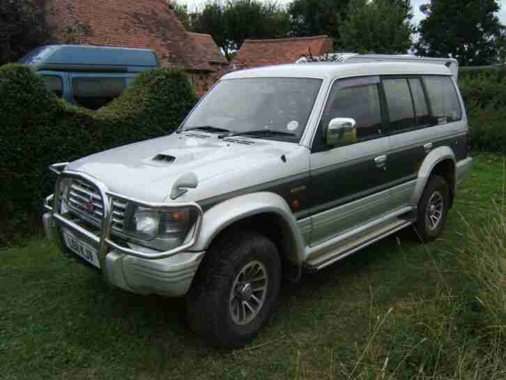 MITSUBISHI PAJERO EXCEED 2.8TD