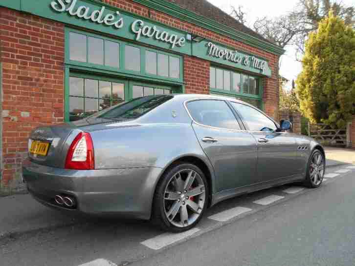 Maserati Quattroporte S V8