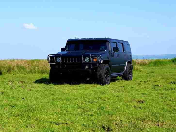Matt Black Hummer H2