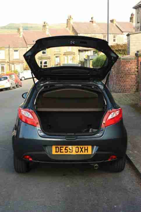 Mazda 2 1.3 TS 5 Door, Full Service History and only 43 000 Miles.
