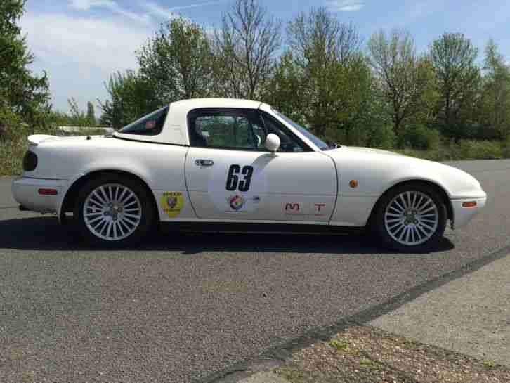 Eunos Roadster 1.8 convertible MX5 plus