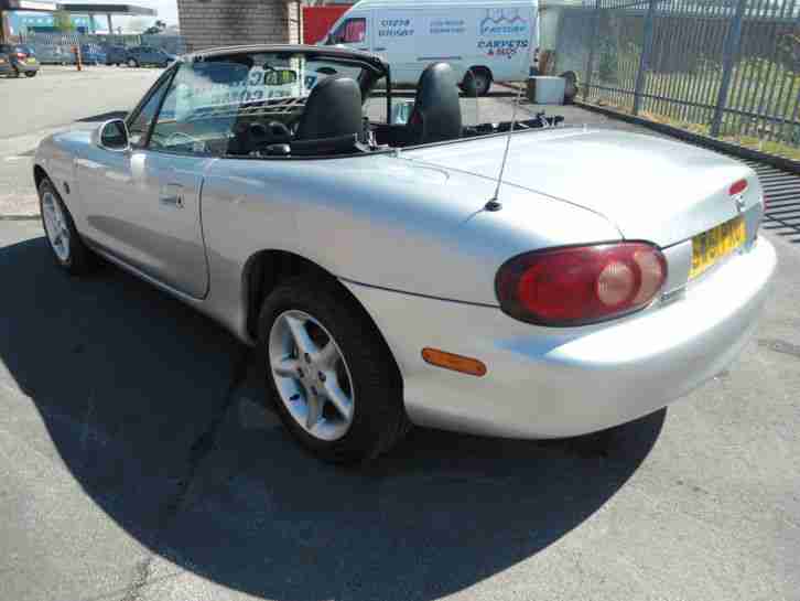 Mazda MX-5 1.6i 2001 Silver Convertable soft top