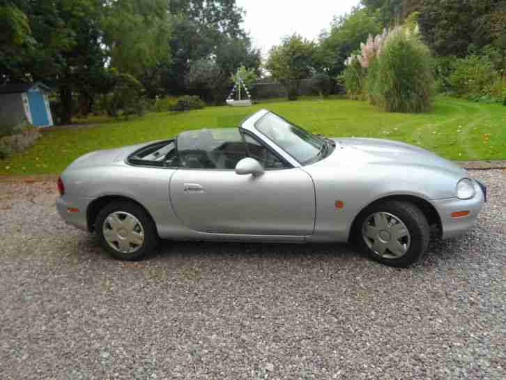 Mazda MX - 5 , 1.6i convertable, , silver ,66500 miles ,one lady owner, X reg.