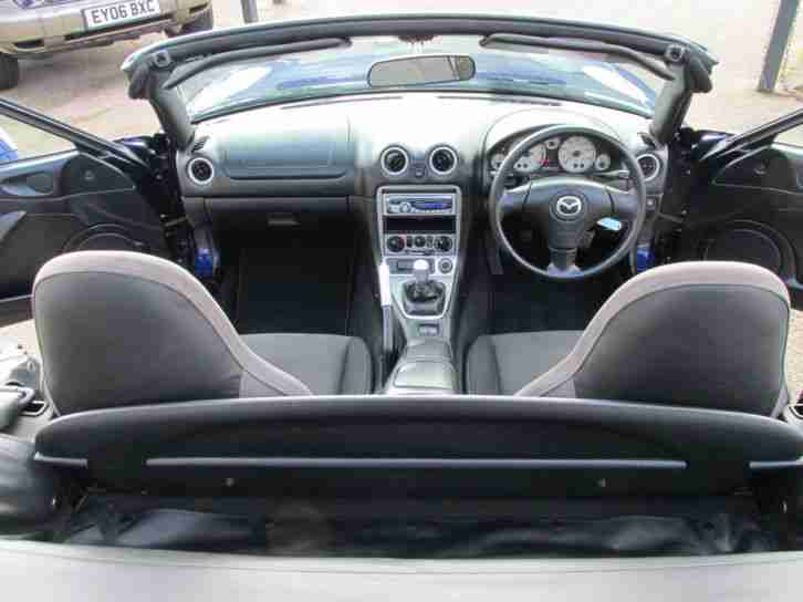 Mazda MX-5 1.6i with Option Pack Only 30,500 miles 2004/04 plate
