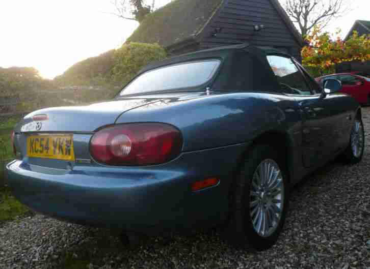 Mazda MX-5 1.8i Arctic 2004 Razor blue