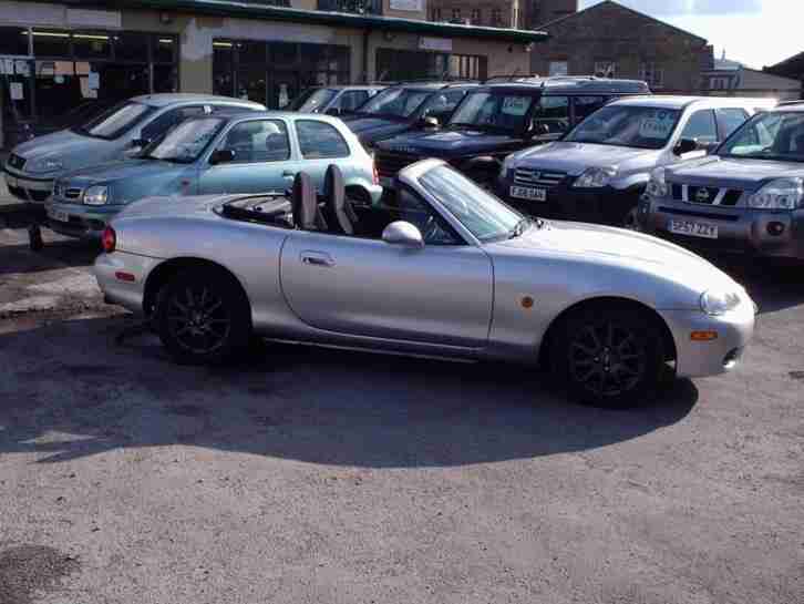 MX 5 1.8i Convertible 5speed manual.