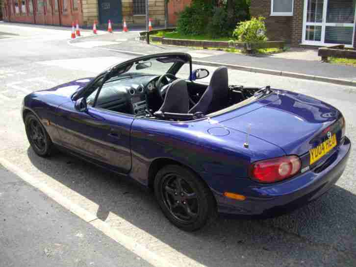 Mazda MX 5 convertible 1.6i 109 BHP