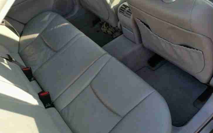 Mercedes-Benz C270 2.7TD Auto CDI Elegance SE 4Dr