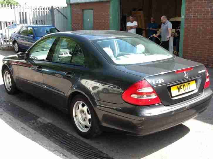 Mercedes-Benz E200 Kompressor 1.8 auto 2004MY Classic